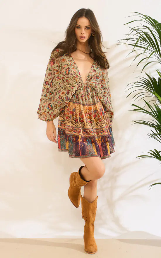 VIVIENNE KAFTAN
