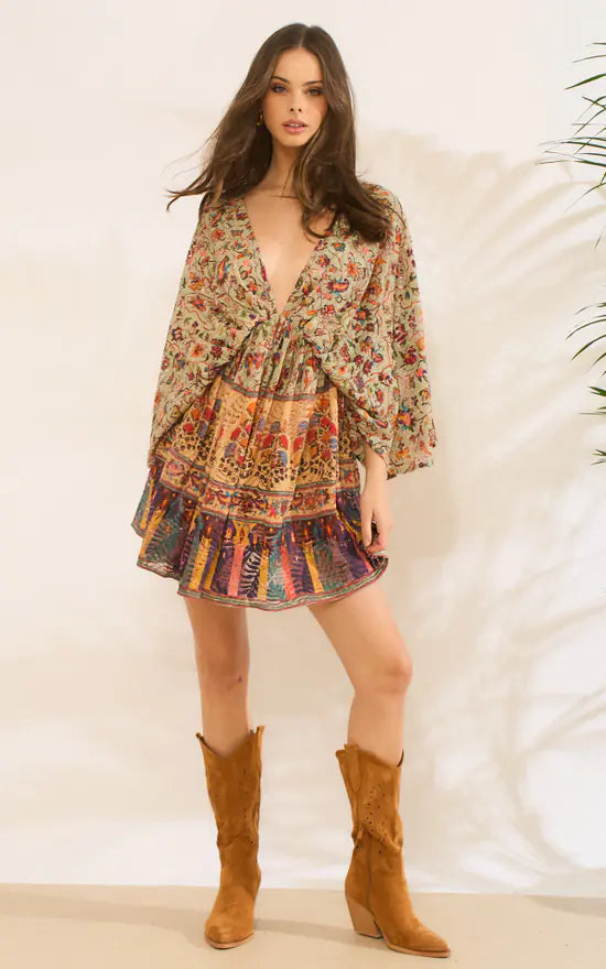 VIVIENNE KAFTAN