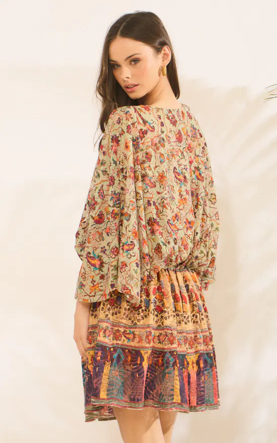 VIVIENNE KAFTAN