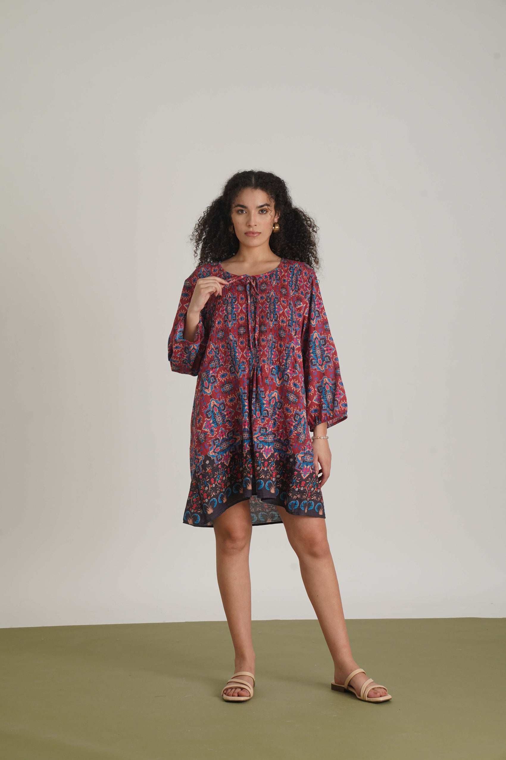 Esra Tunic
