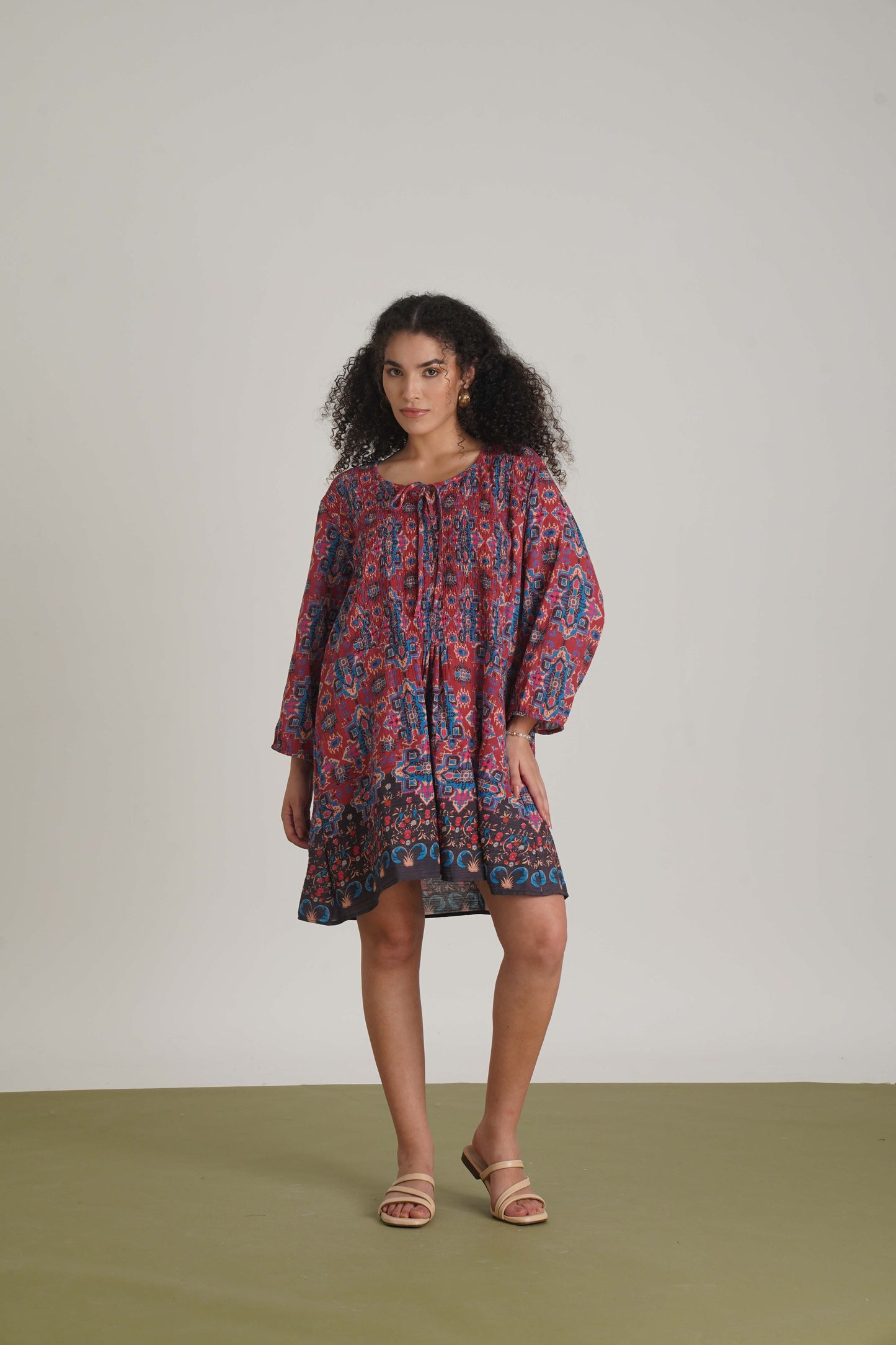 Esra Tunic